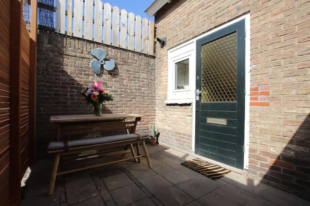 Zomerhuis Benita'S Met Parkeer Plaats 诺德韦克 外观 照片